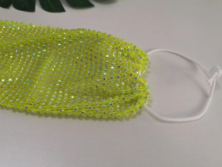 Mesh And Diamond Decorative Masks Become Beautiful Artifacts SmartPaws