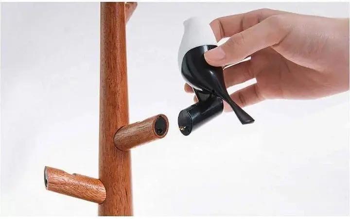 Lucky Bird LED Night Light with Intelligent Motion Sensor SmartPaws