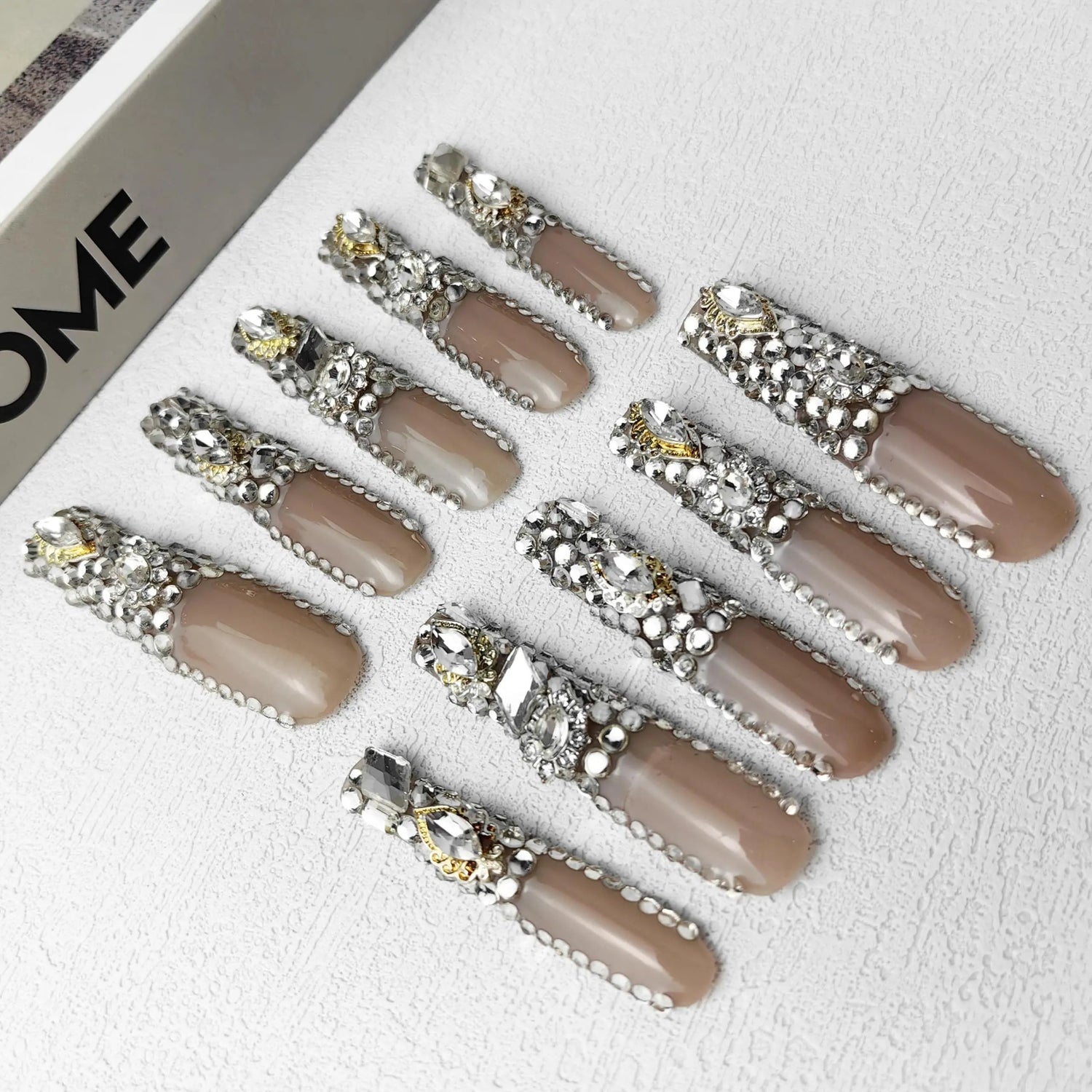 GGddsha 2024 New PMMA Acrylic Press On Nails StunningBling Nails, Rhinestone Fake Nails, Glitter Rhinestone NailsGradient Fake NailsCrystal Cascade SmartPaws