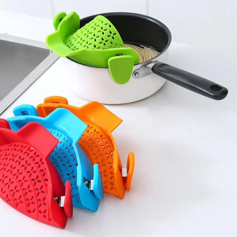 Kitchen Gadgets Silicone Pot Side Drain Stopper SmartPaws